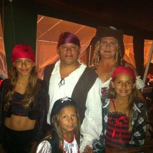 Meet your Posher, Shelly